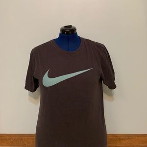 Nike Teal Swoosh Charcoal Tee Men’s (M)